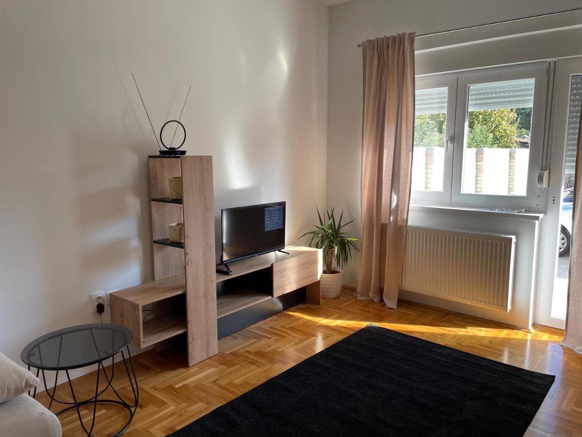 Apartman Sunny 솜보르 외부 사진