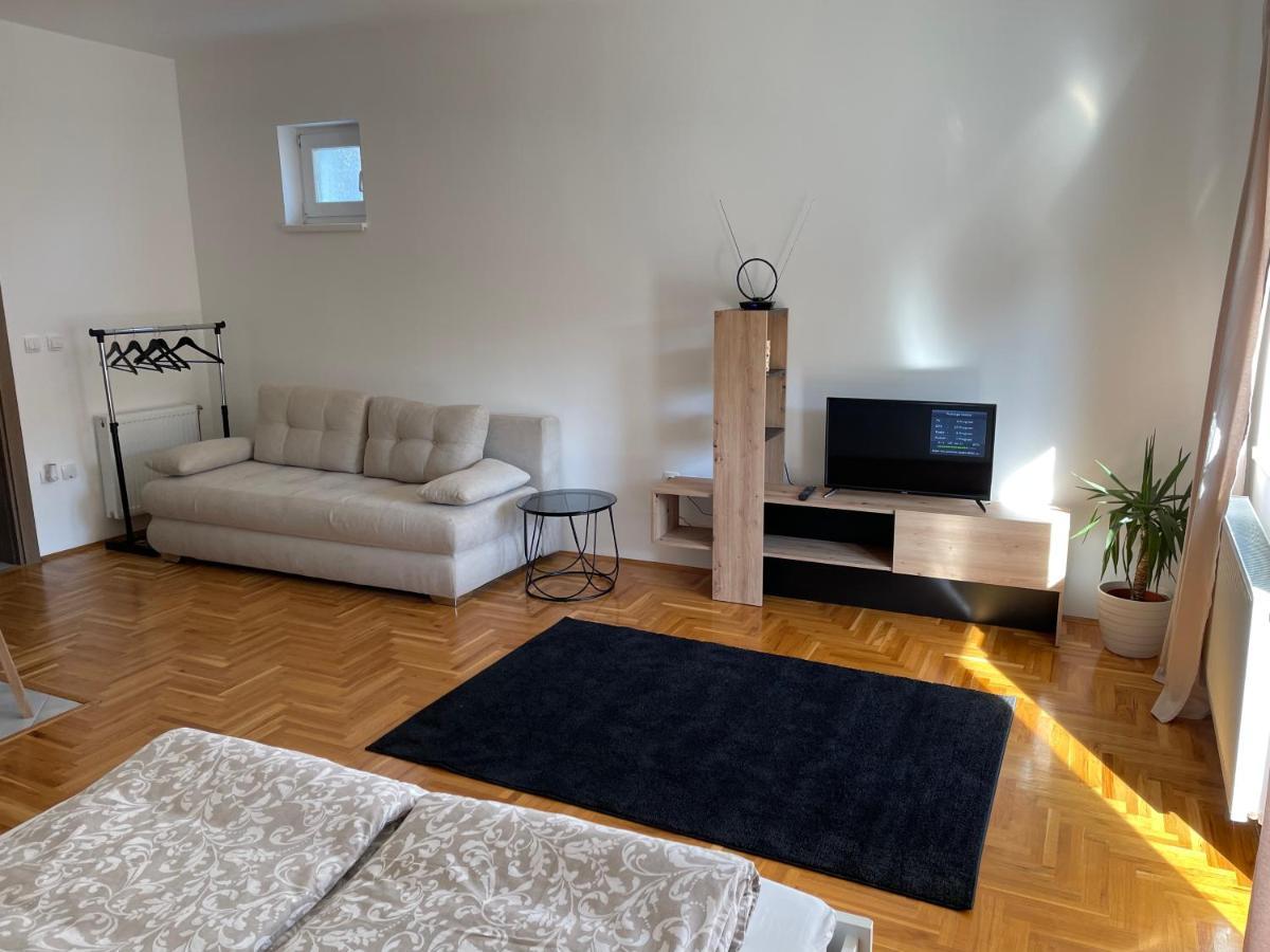 Apartman Sunny 솜보르 외부 사진